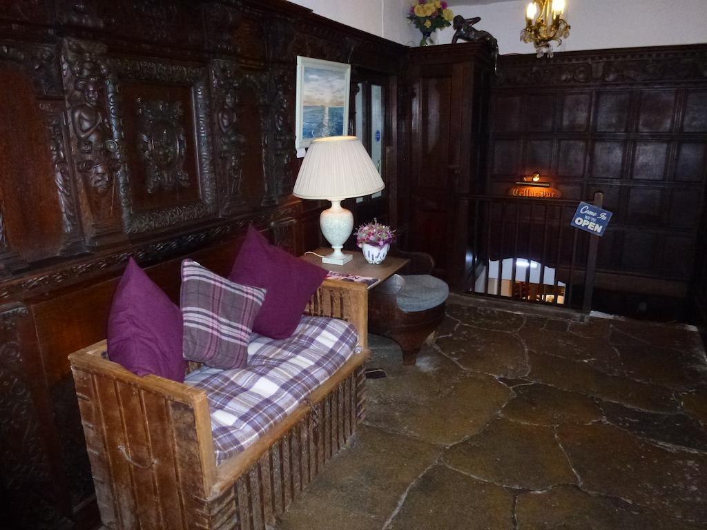 The Manor House Hotell Puncknowle Exteriör bild
